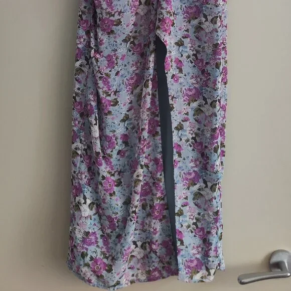 Floral Long Gown with High Slit Asymmetrical - Picture 4 of 4